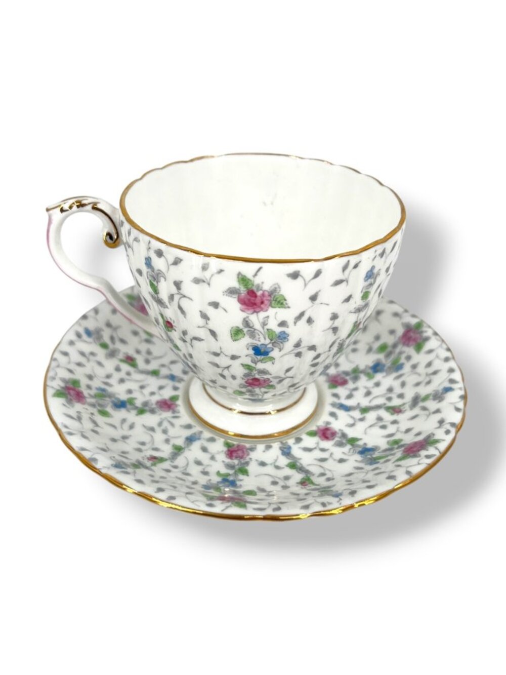 Royal Grafton Chantilly Floral Bone China Teacup Saucer Set Gold Trim England